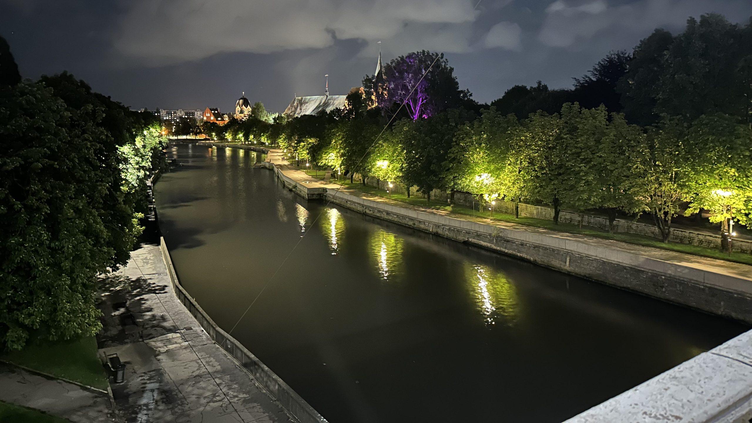 Калининград ночью